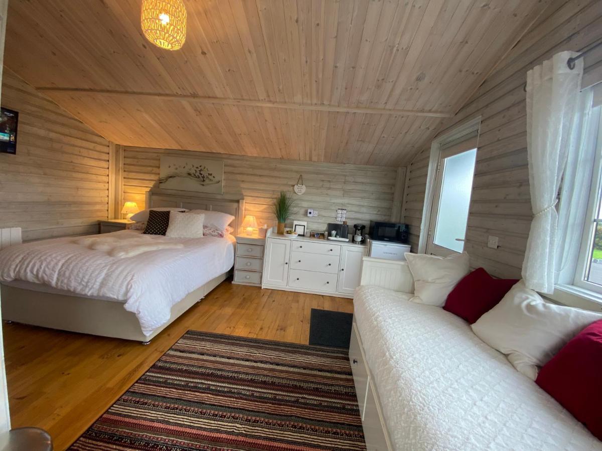 Adorable Cabin In The Countryside بورتلاويس المظهر الخارجي الصورة
