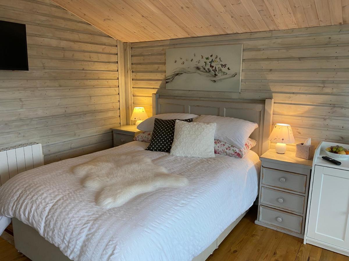 Adorable Cabin In The Countryside بورتلاويس المظهر الخارجي الصورة